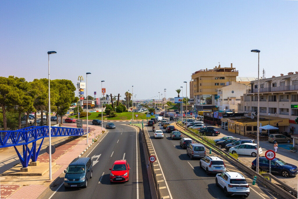 Middle Floor Apartment Punta Prima Alicante - image 42