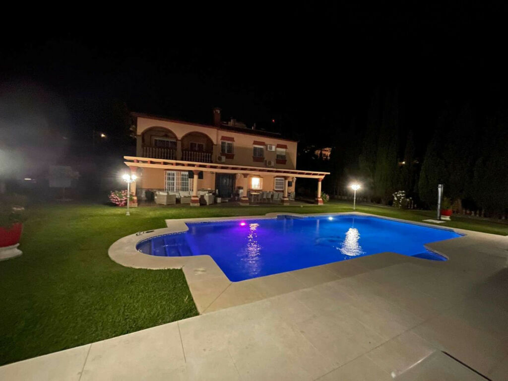 Detached Villa Alhaurín de la Torre Málaga - image 43
