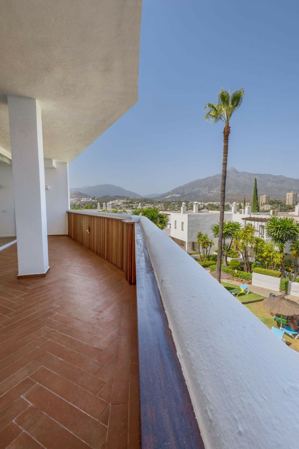 Middle Floor Apartment Nueva Andalucía Málaga - image 42