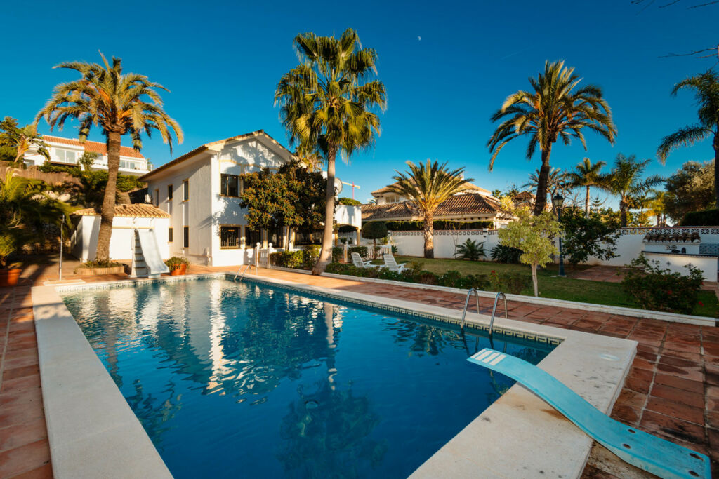 Detached Villa Las Chapas Málaga - image 42