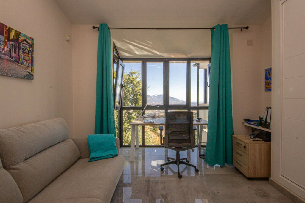 Detached Villa La Mairena Málaga - image 43