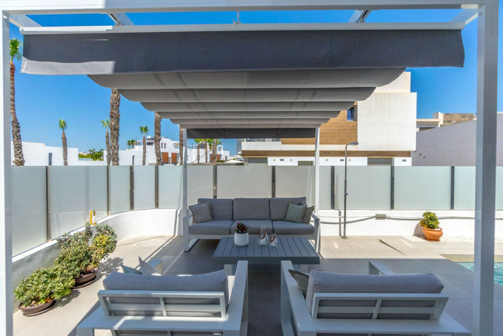 Detached Villa Villamartin Alicante - image 43