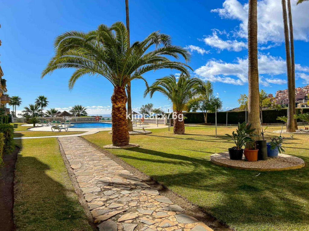 Penthouse Calahonda Málaga - image 43