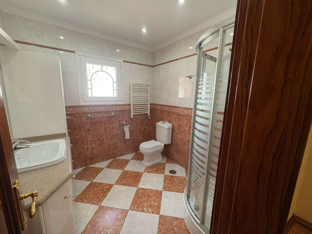 Detached Villa Alhaurín de la Torre Málaga - image 22
