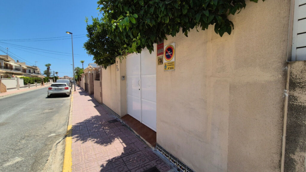 Townhouse Torrevieja Alicante - image 44
