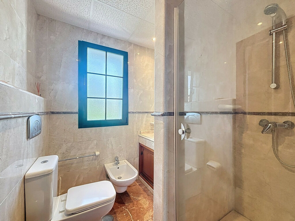 Detached Villa La Viñuela Málaga - image 44