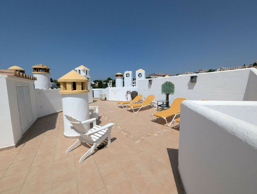 Penthouse Calahonda Málaga - image 42