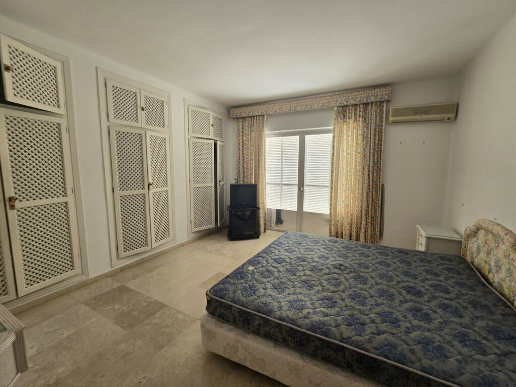 Detached Villa Marbella Málaga - image 44