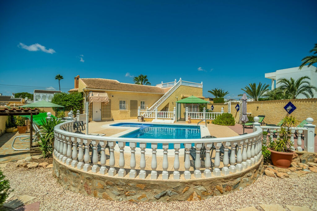 Detached Villa La Siesta Alicante - image 45