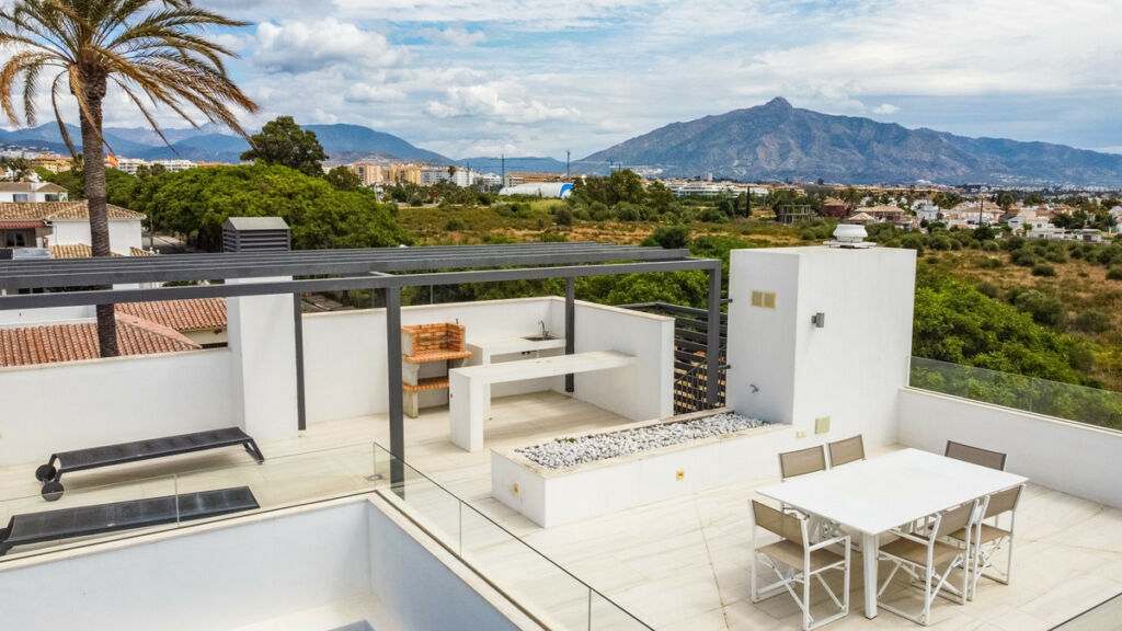 Detached Villa San Pedro de Alcántara Málaga - image 45