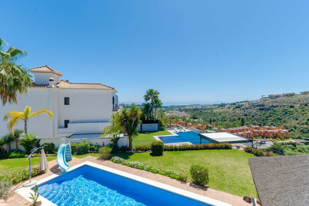 Detached Villa Benahavís Málaga - image 45