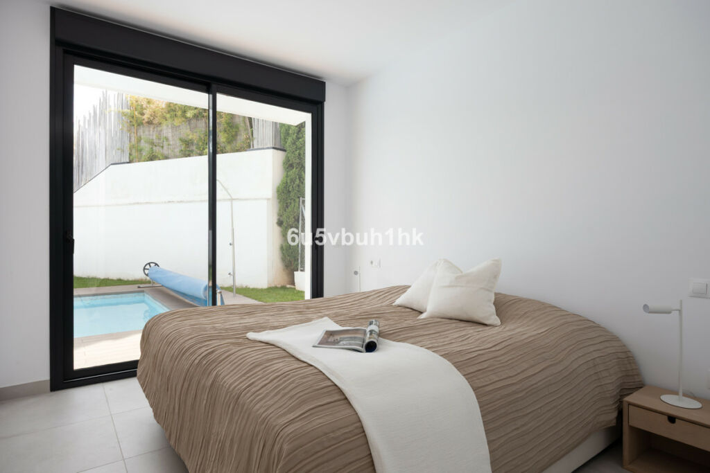 Detached Villa Torreblanca Málaga - image 46