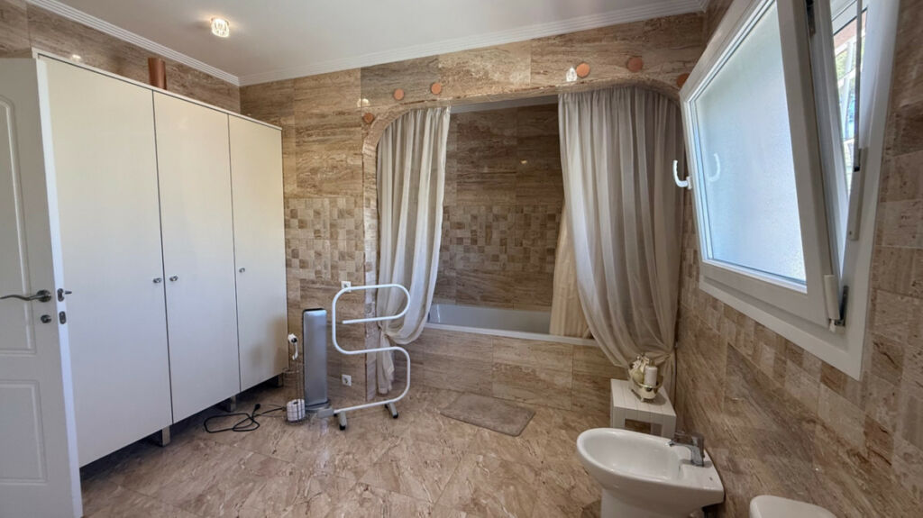 Detached Villa Torrevieja Alicante - image 46