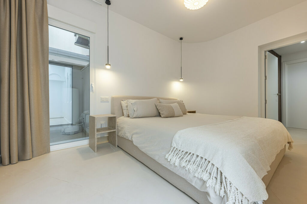 Middle Floor Apartment The Golden Mile Málaga - image 45