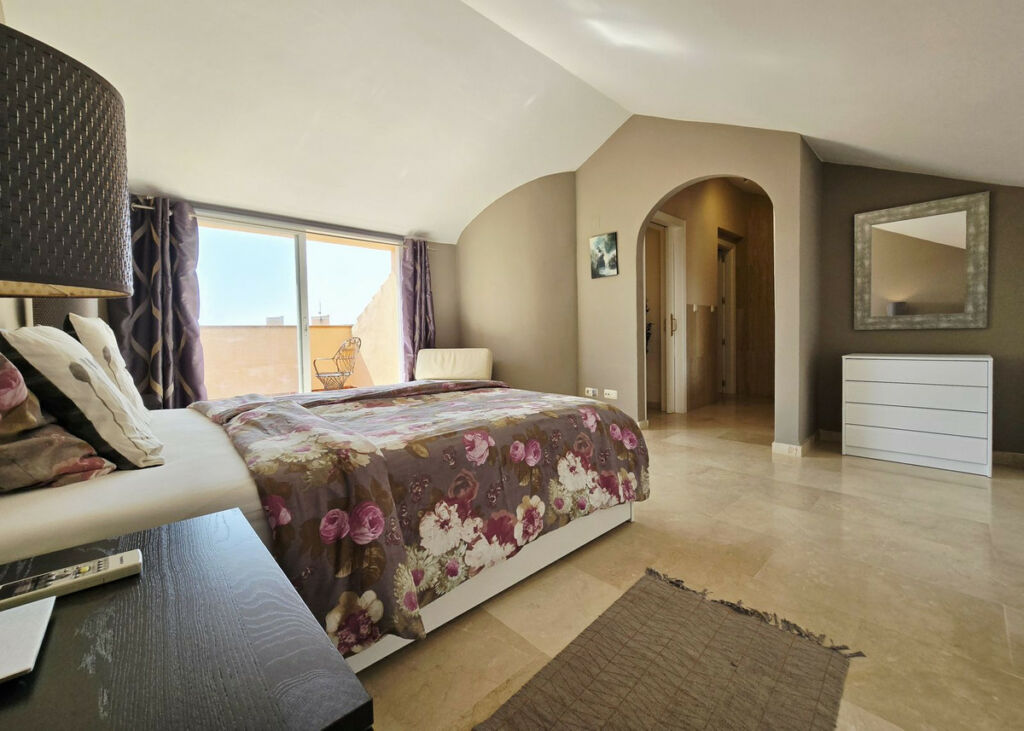 Penthouse Elviria Málaga - image 46