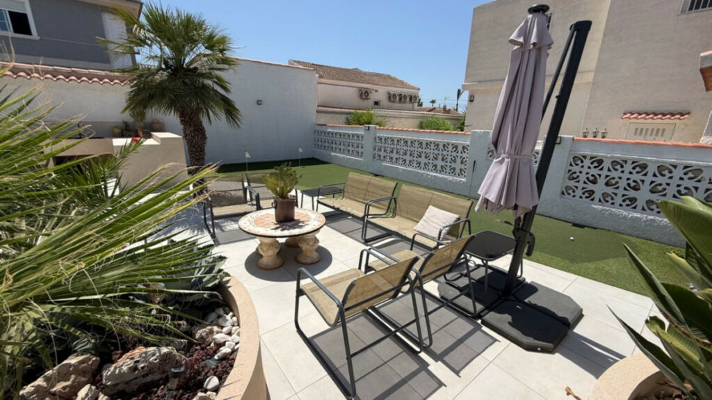 Detached Villa Torrevieja Alicante - image 46