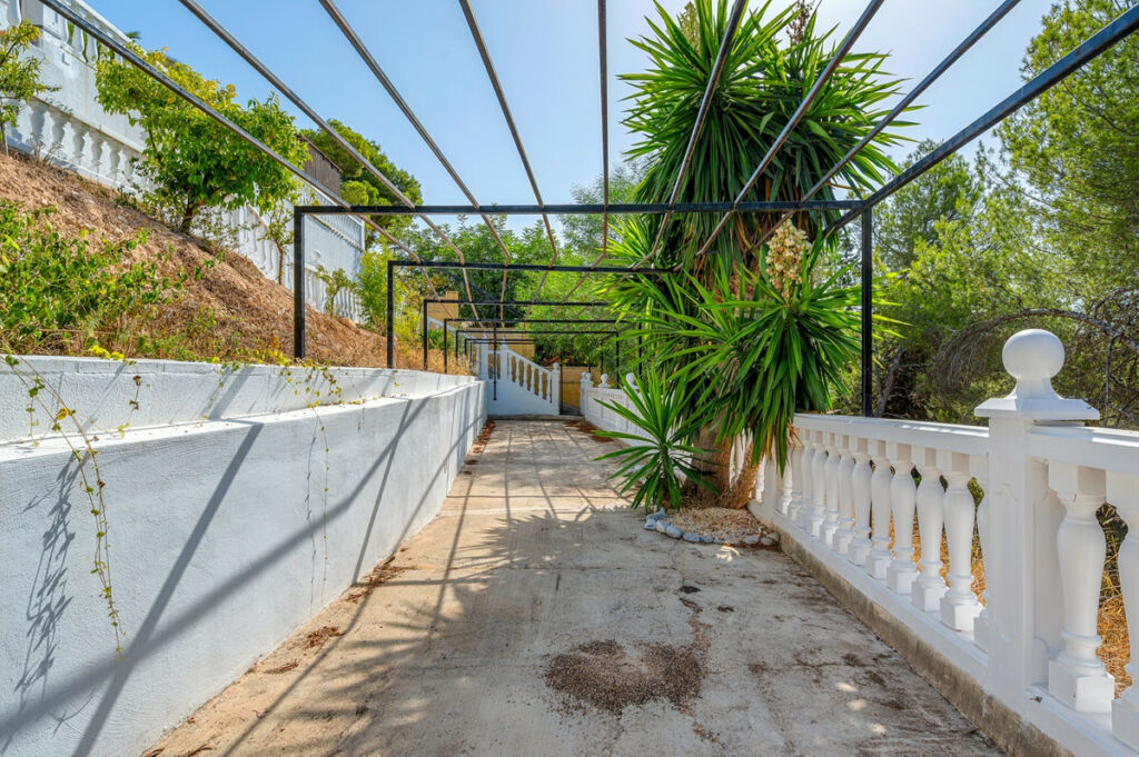 Detached Villa La Nucia Alicante - image 47