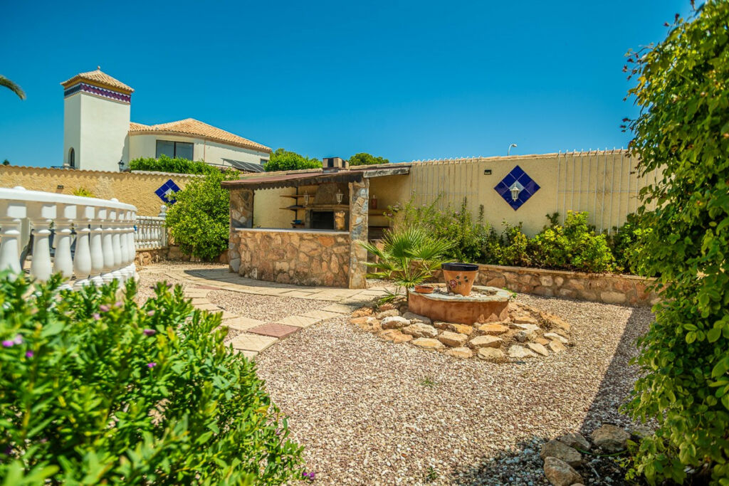 Detached Villa La Siesta Alicante - image 47