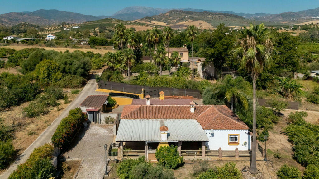 Detached Villa Coín Málaga