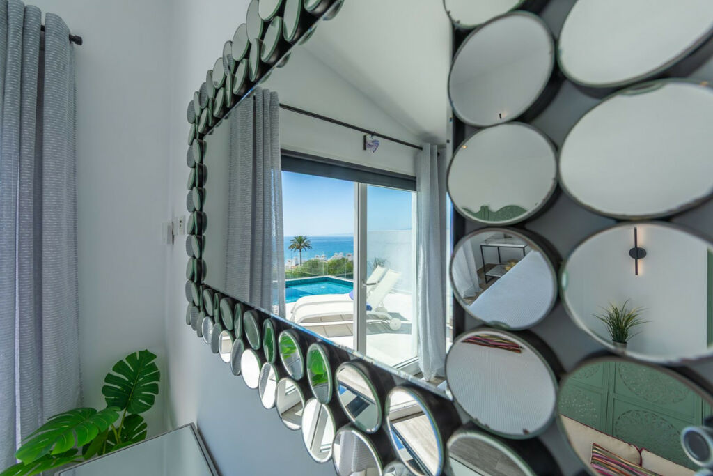 Detached Villa Estepona Málaga - image 47