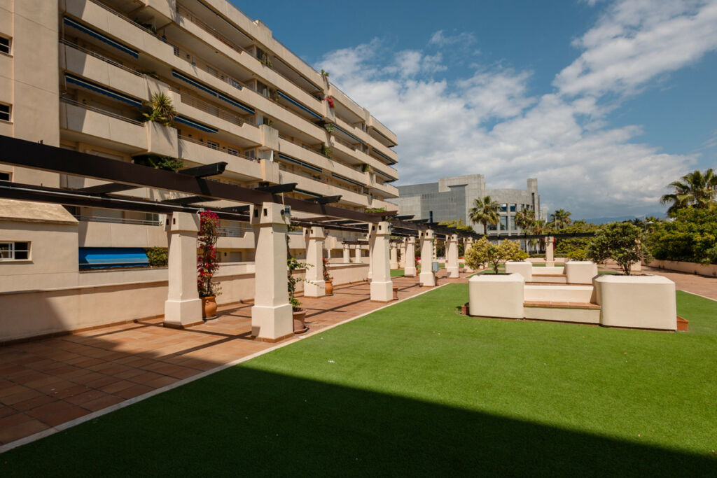 Middle Floor Apartment Puerto Banús Málaga - image 47