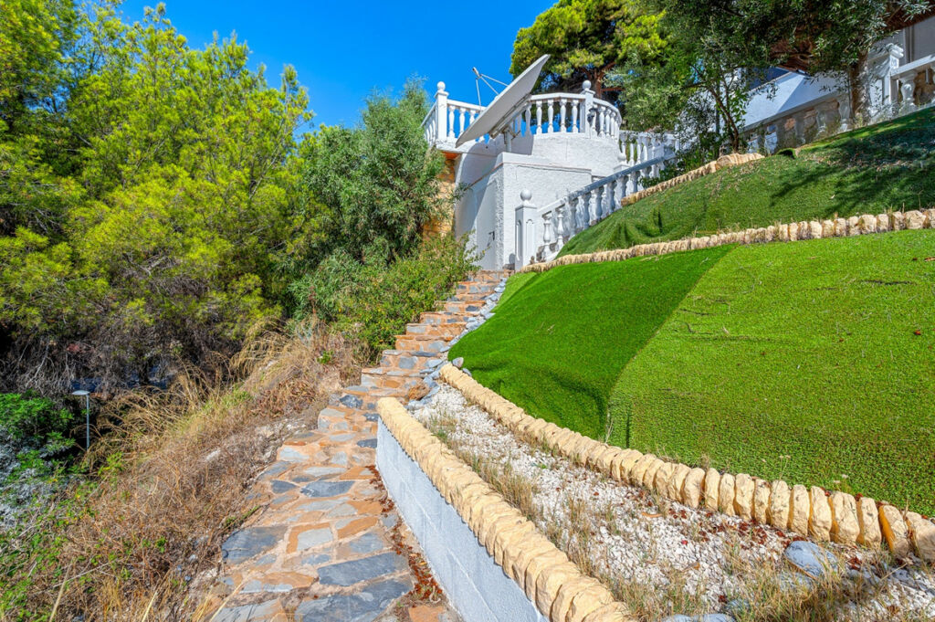 Detached Villa La Nucia Alicante - image 48