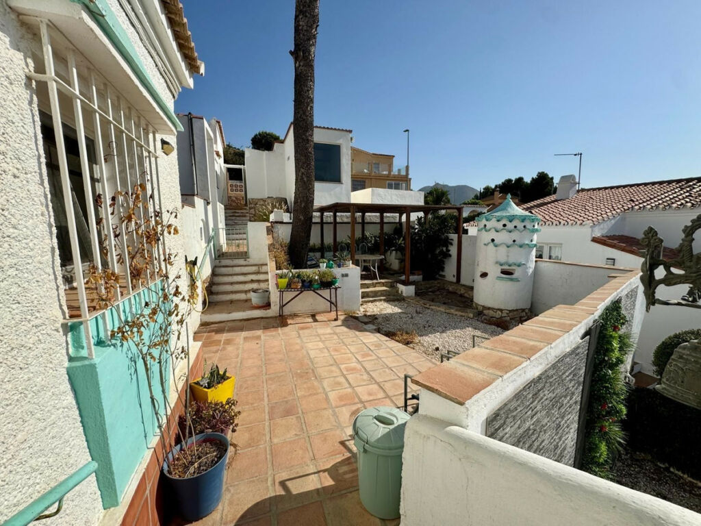 Detached Villa Benalmadena Pueblo Málaga - image 48