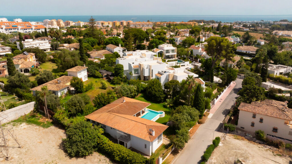 Detached Villa San Pedro de Alcántara Málaga - image 46