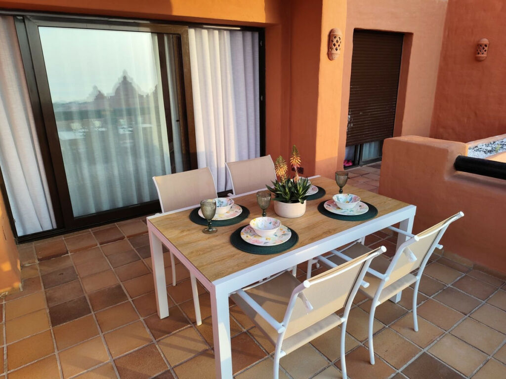 Middle Floor Apartment La Duquesa Málaga - image 42