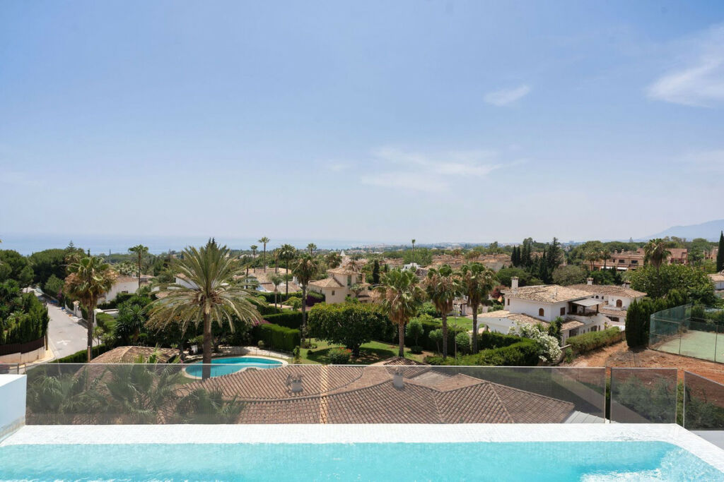 Detached Villa Nagüeles Málaga - image 49