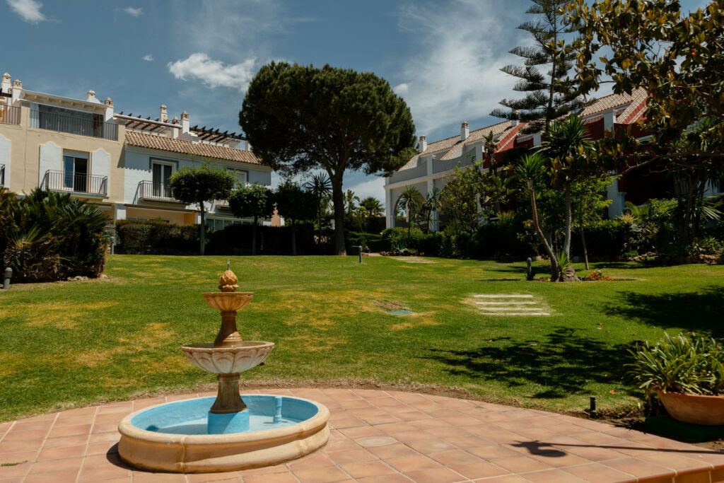 Townhouse Bahía de Marbella Málaga - image 49