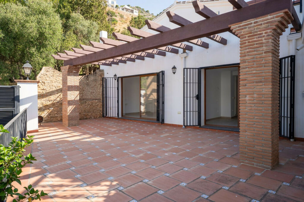 Detached Villa Mijas Málaga - image 49