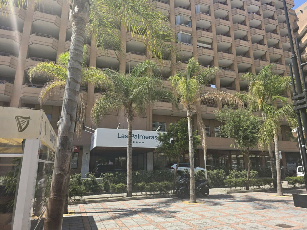 Middle Floor Apartment Fuengirola Málaga - image 5