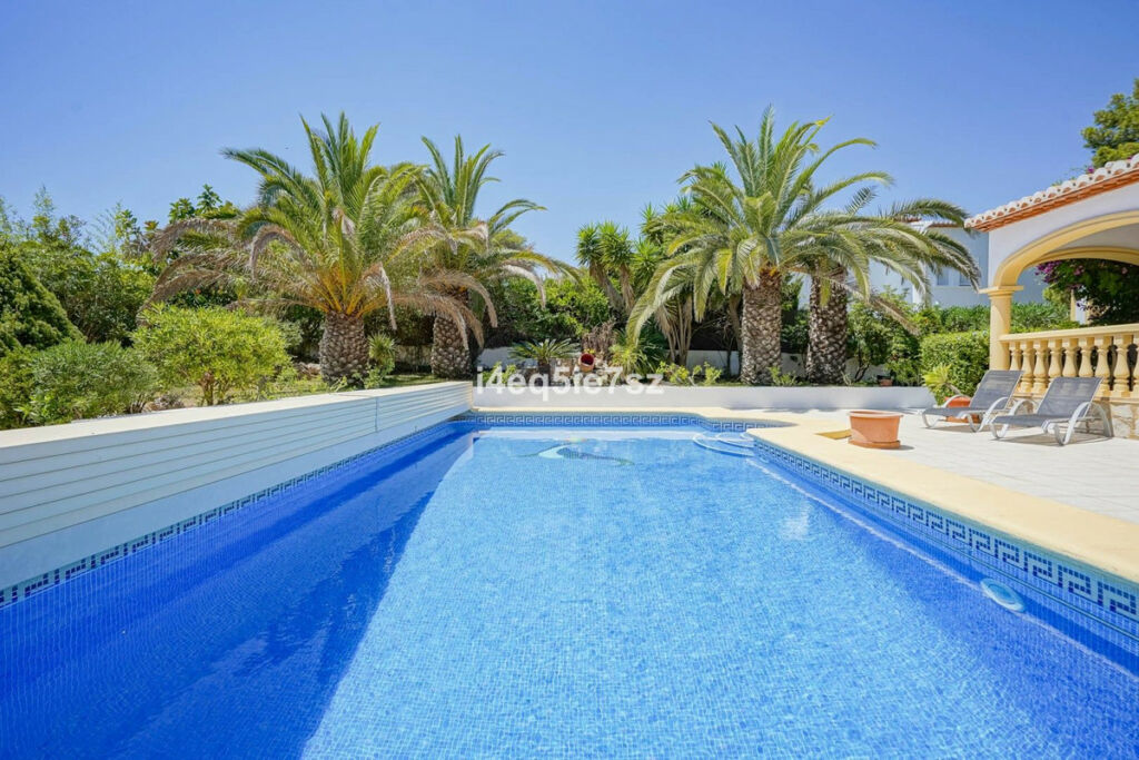 Detached Villa Javea Alicante - image 5
