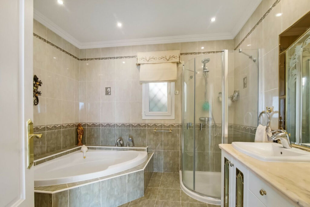 Detached Villa Moraira Alicante - image 5