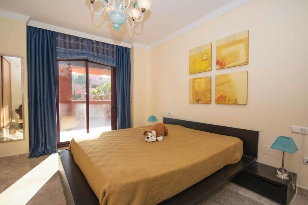 Ground Floor Apartment New Golden Mile Málaga - image 5