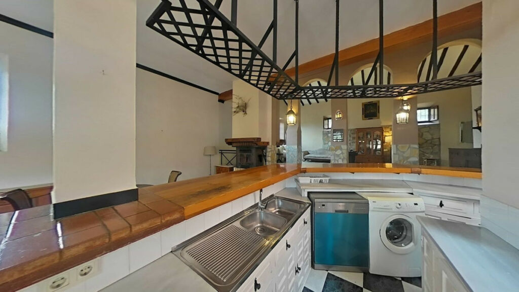 Detached Villa Nerja Málaga - image 5