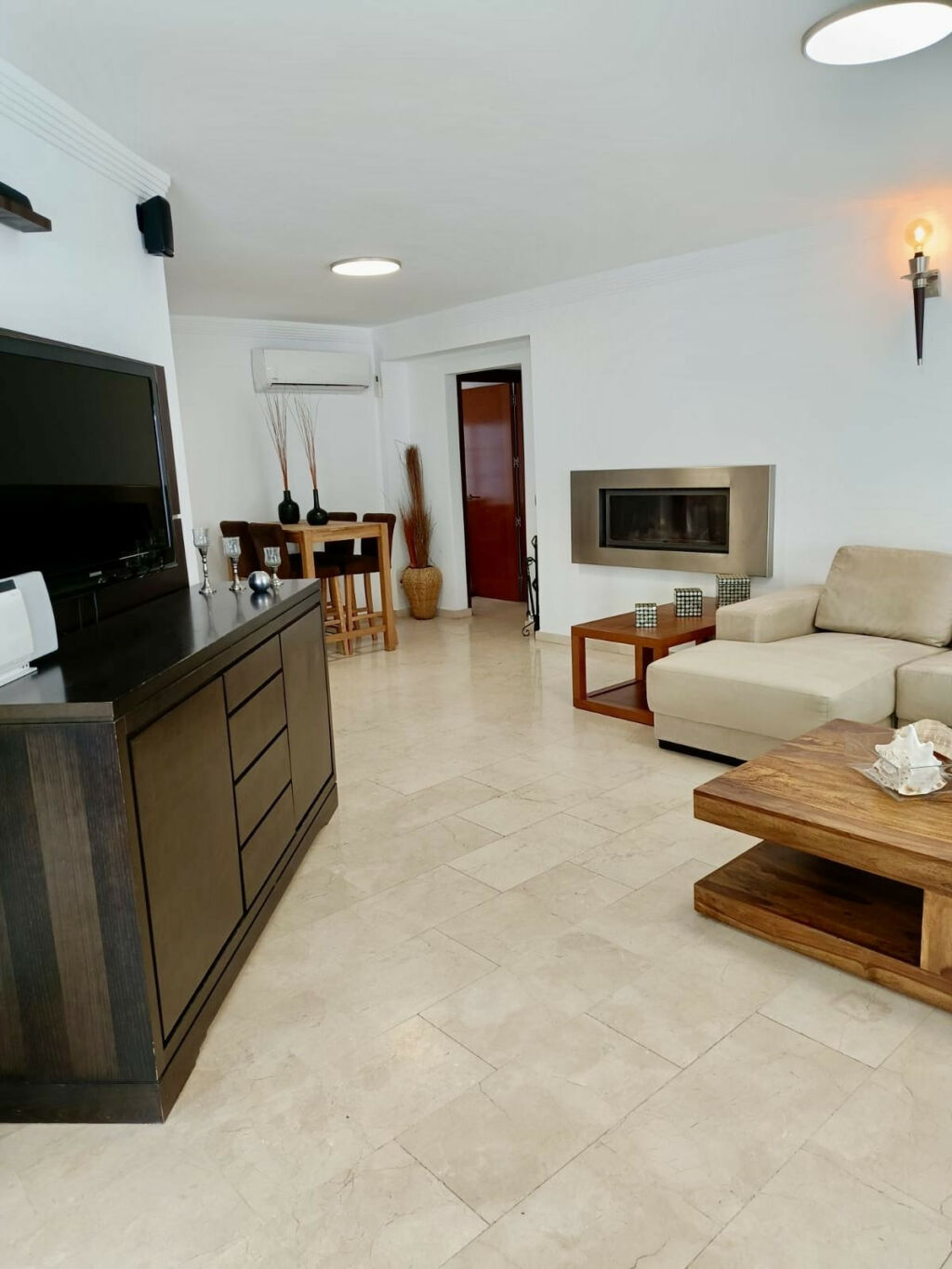 Detached Villa San Pedro de Alcántara Málaga - image 5