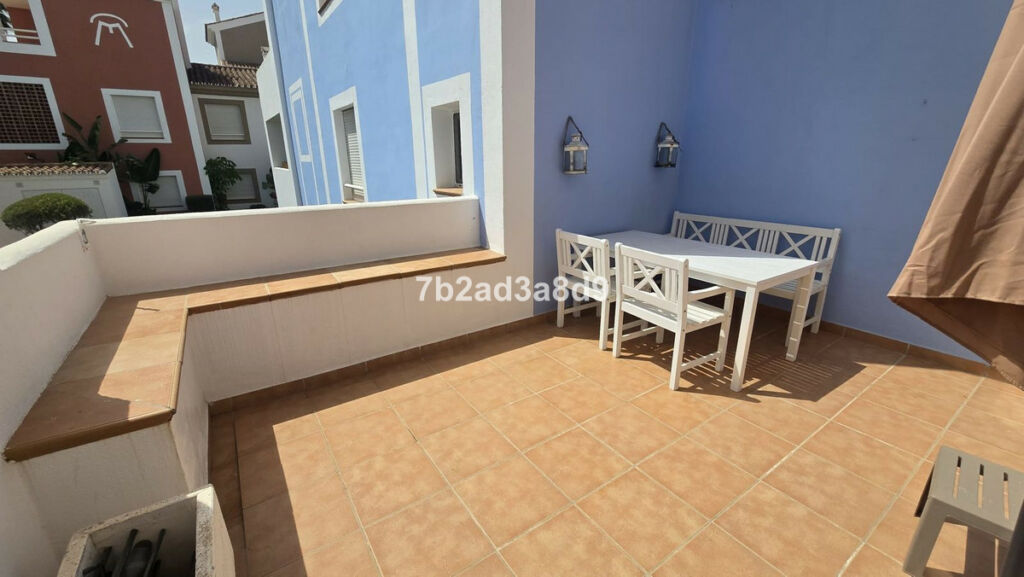 Middle Floor Apartment New Golden Mile Málaga - image 5