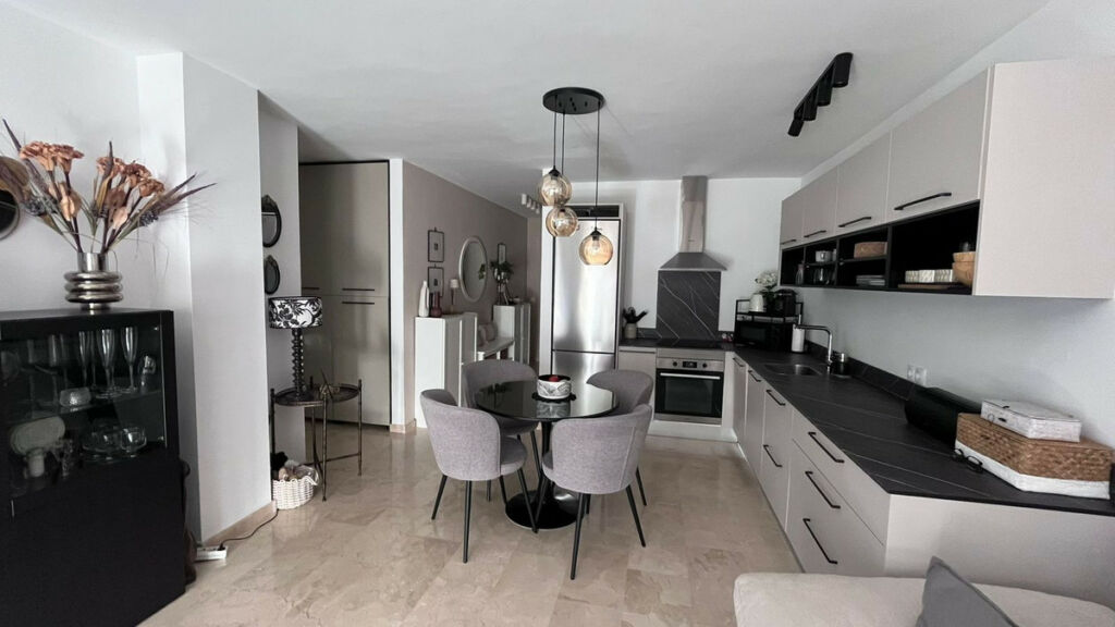 Ground Floor Apartment Riviera del Sol Málaga - image 5