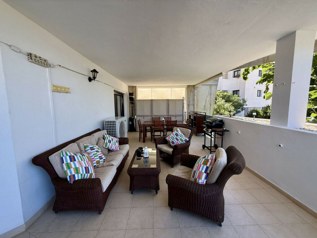 Middle Floor Apartment Riviera del Sol Málaga - image 5
