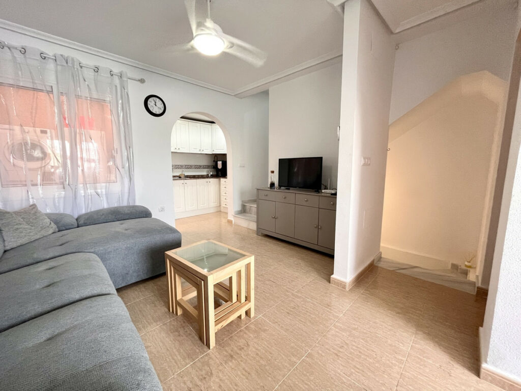 Townhouse Avileses Murcia - image 5