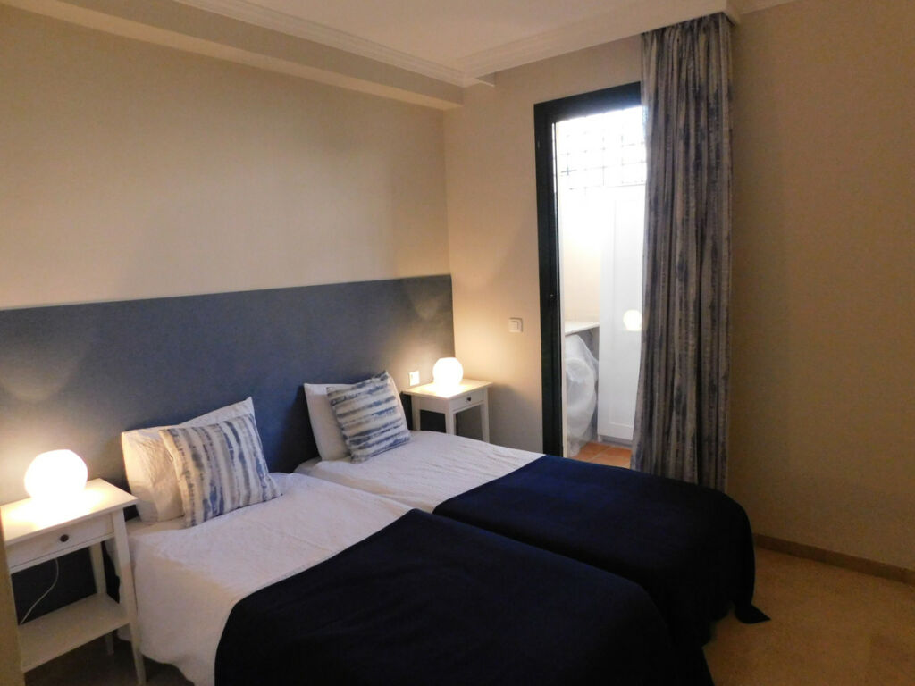 Ground Floor Apartment Elviria Málaga - image 5