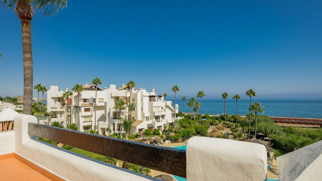 Penthouse New Golden Mile Málaga - image 5