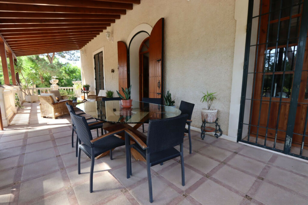 Detached Villa Mutxamel Alicante - image 5