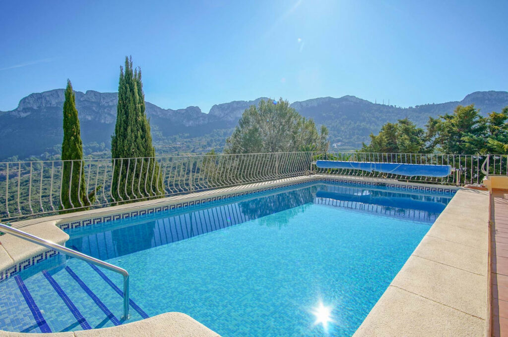 Detached Villa Pego Alicante - image 5