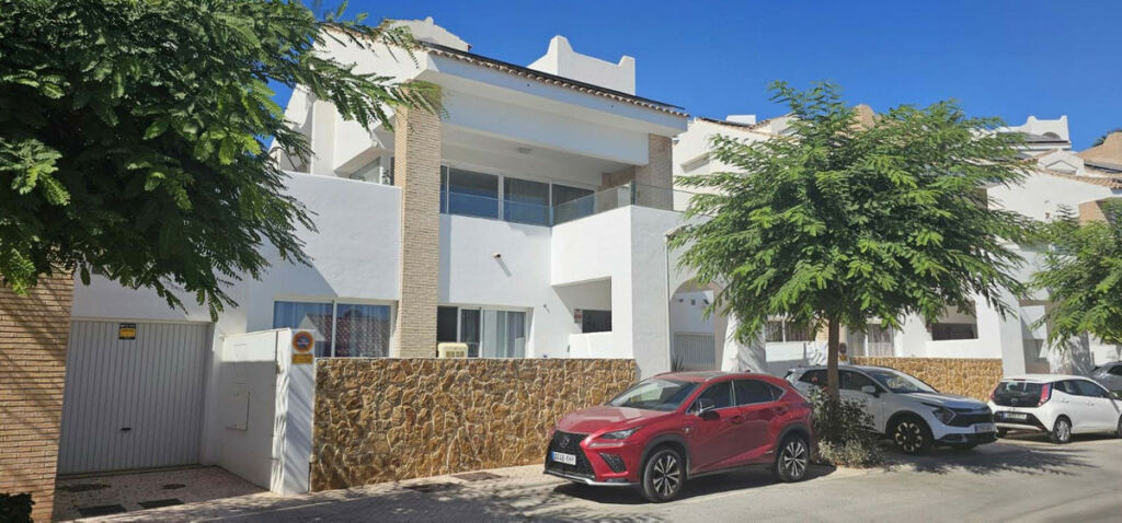 Detached Villa Benalmadena Málaga - image 5
