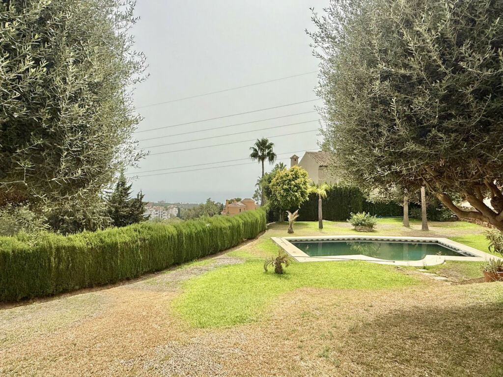 Detached Villa Hacienda Las Chapas Málaga - image 8