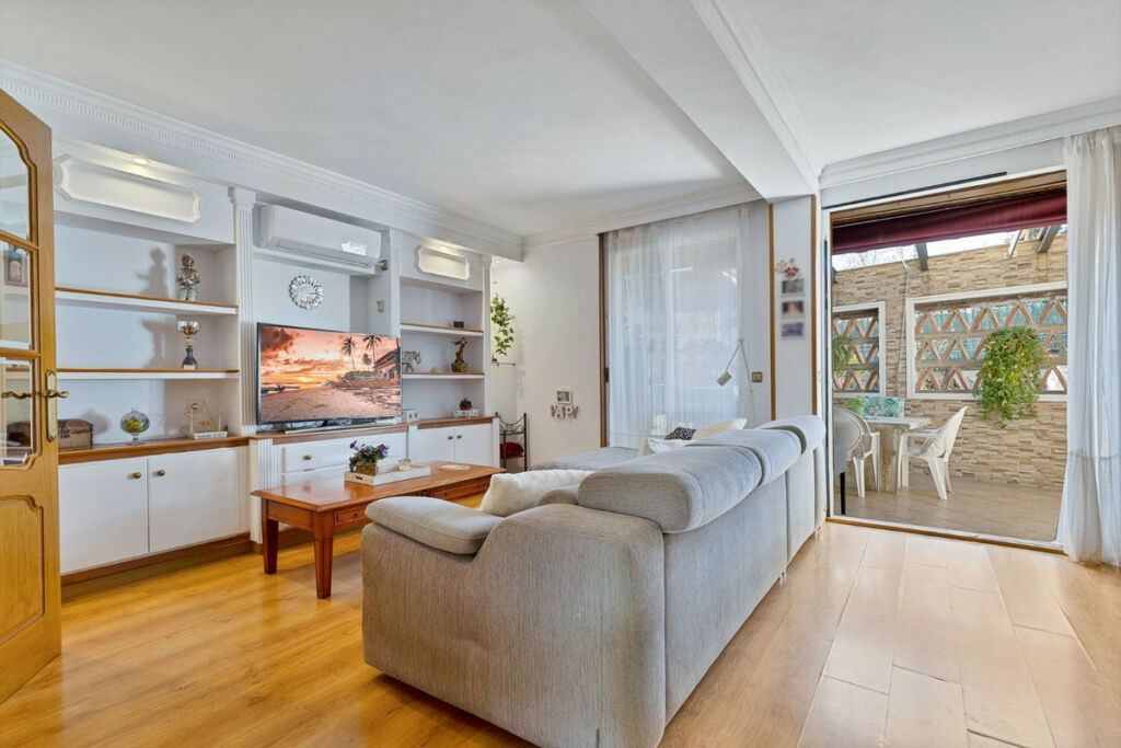 Semi-Detached House Fuengirola Málaga - image 5