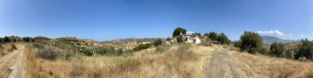 Land with Ruin La Cala Málaga - image 5